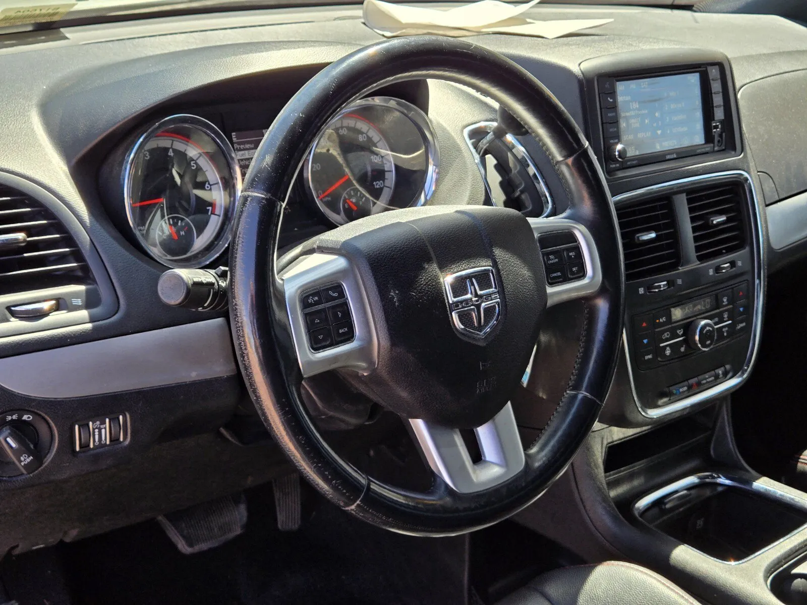 Dodge Grand Caravan photo 15