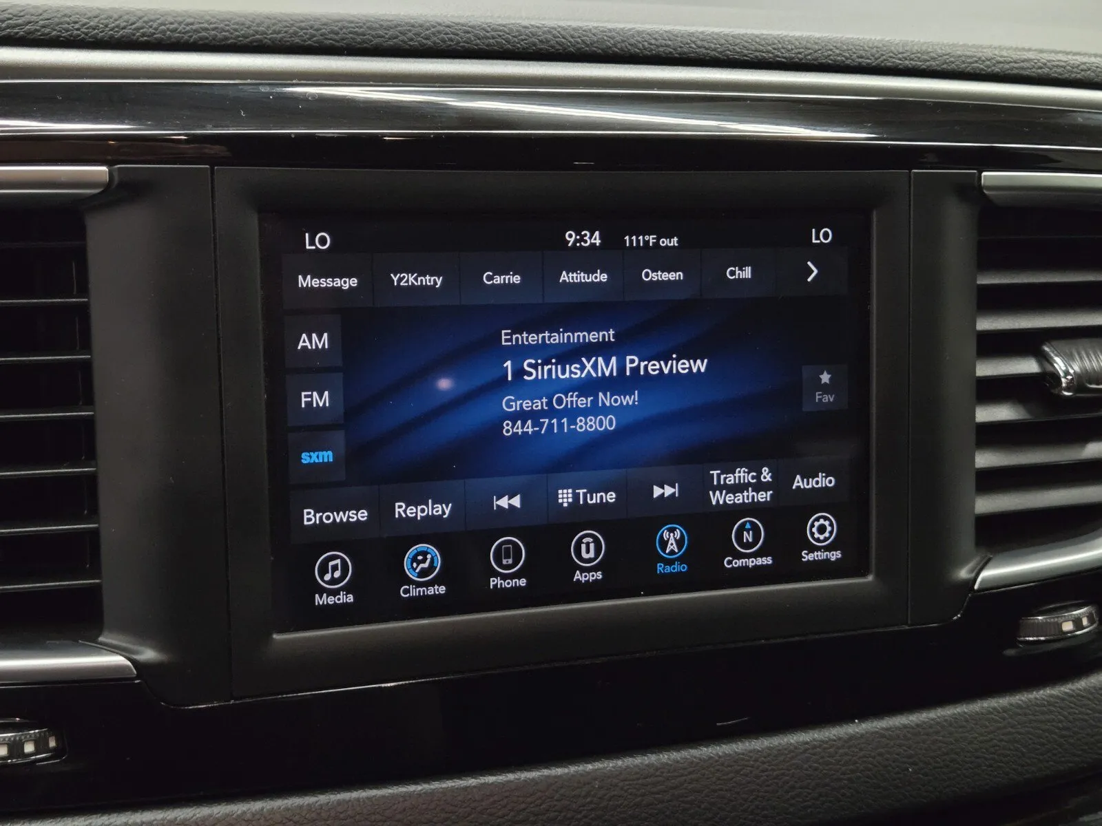 Chrysler Pacifica photo 18