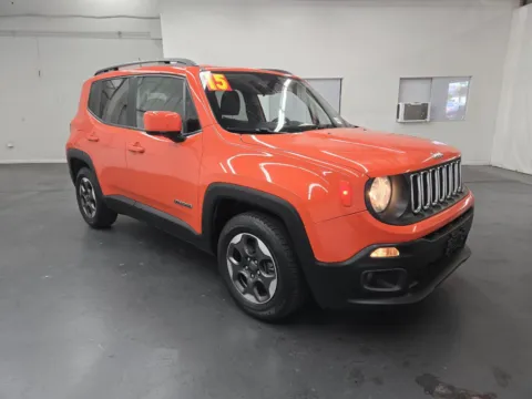 More photos of 2018 Jeep Renegade Latitude at Baja Auto Sales East, NV