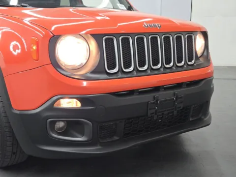 More photos of 2018 Jeep Renegade Latitude at Baja Auto Sales East, NV