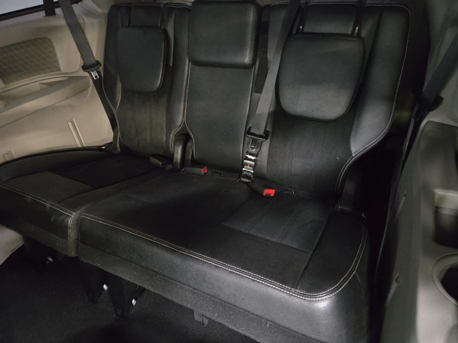 Dodge Grand Caravan photo 9