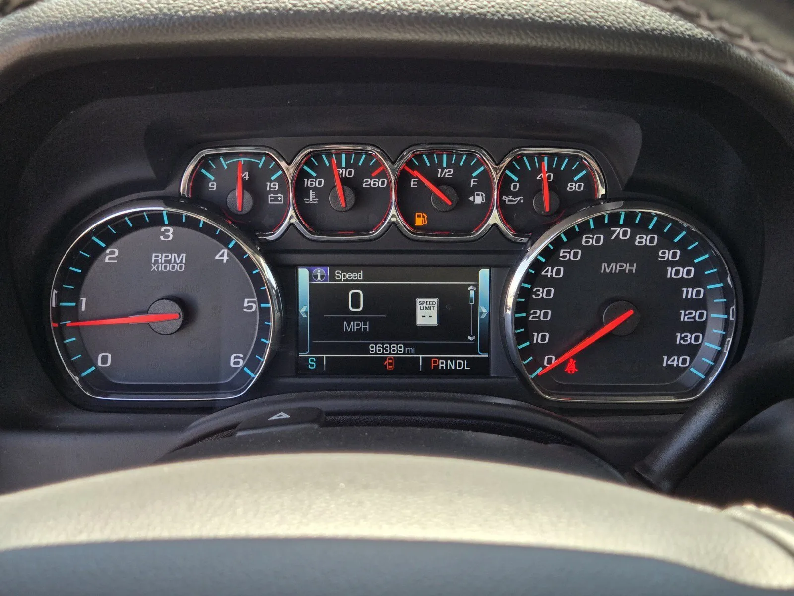 GMC Yukon XL photo 18