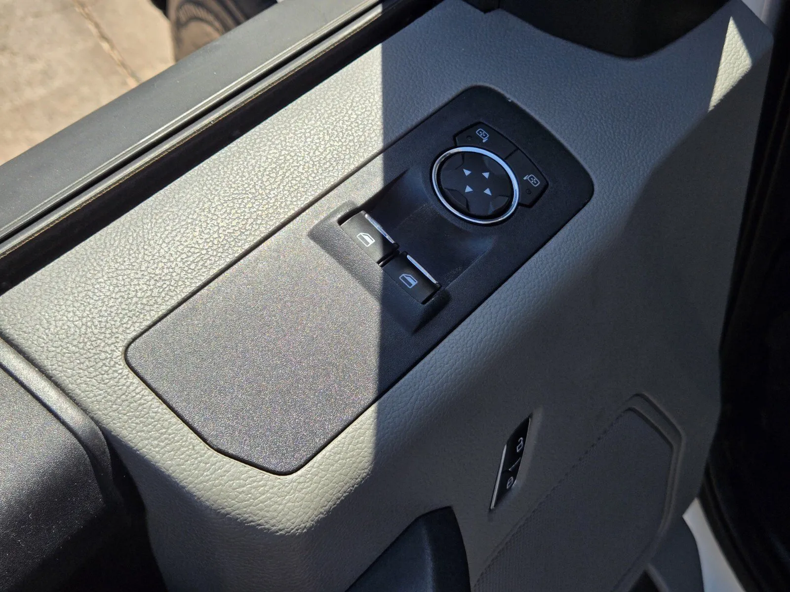 Ford F-150 photo 13