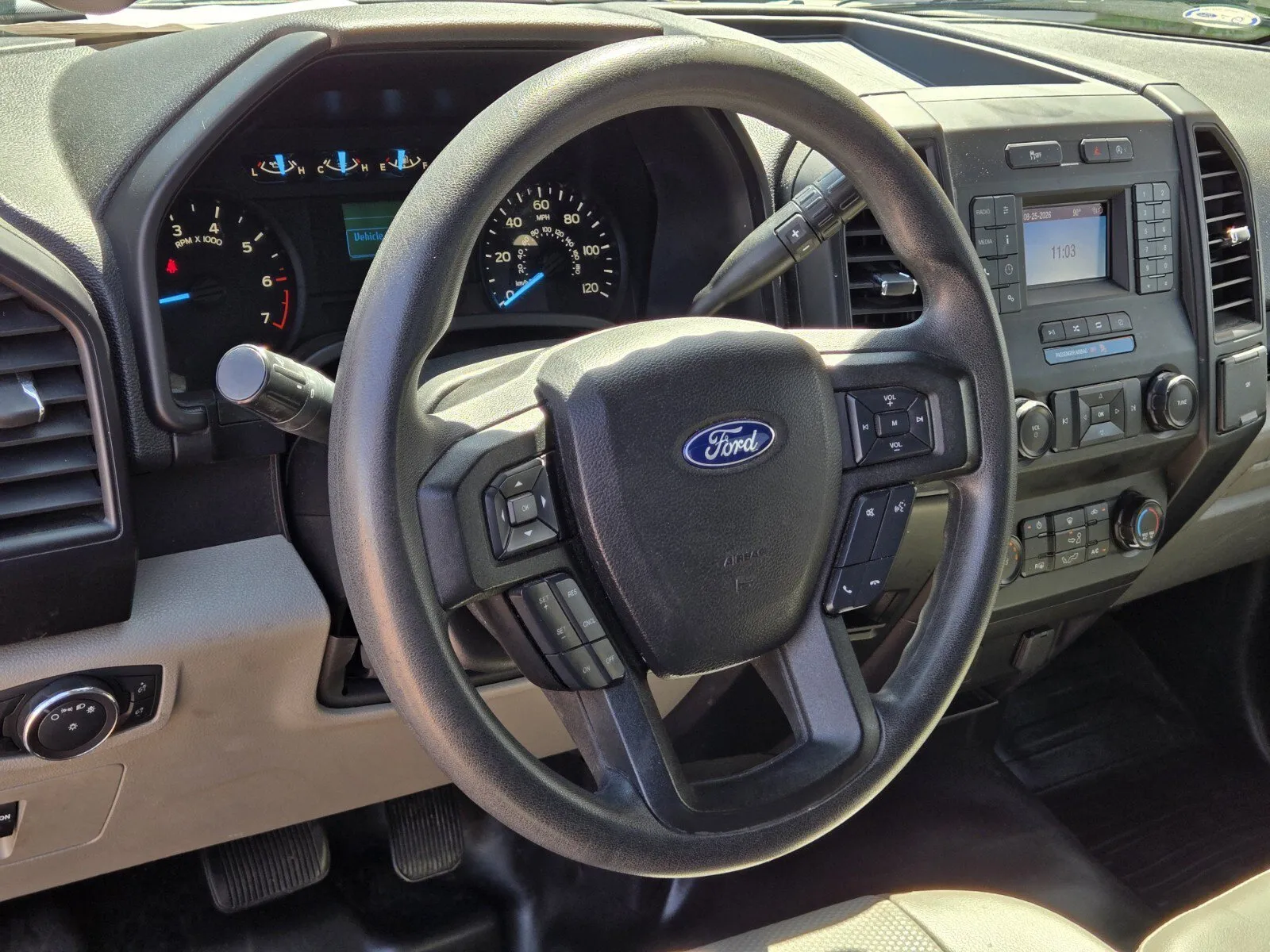 Ford F-150 photo 14