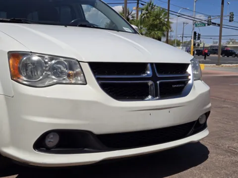 More photos of 2011 Dodge Grand Caravan Crew at Baja Auto Sales East, NV