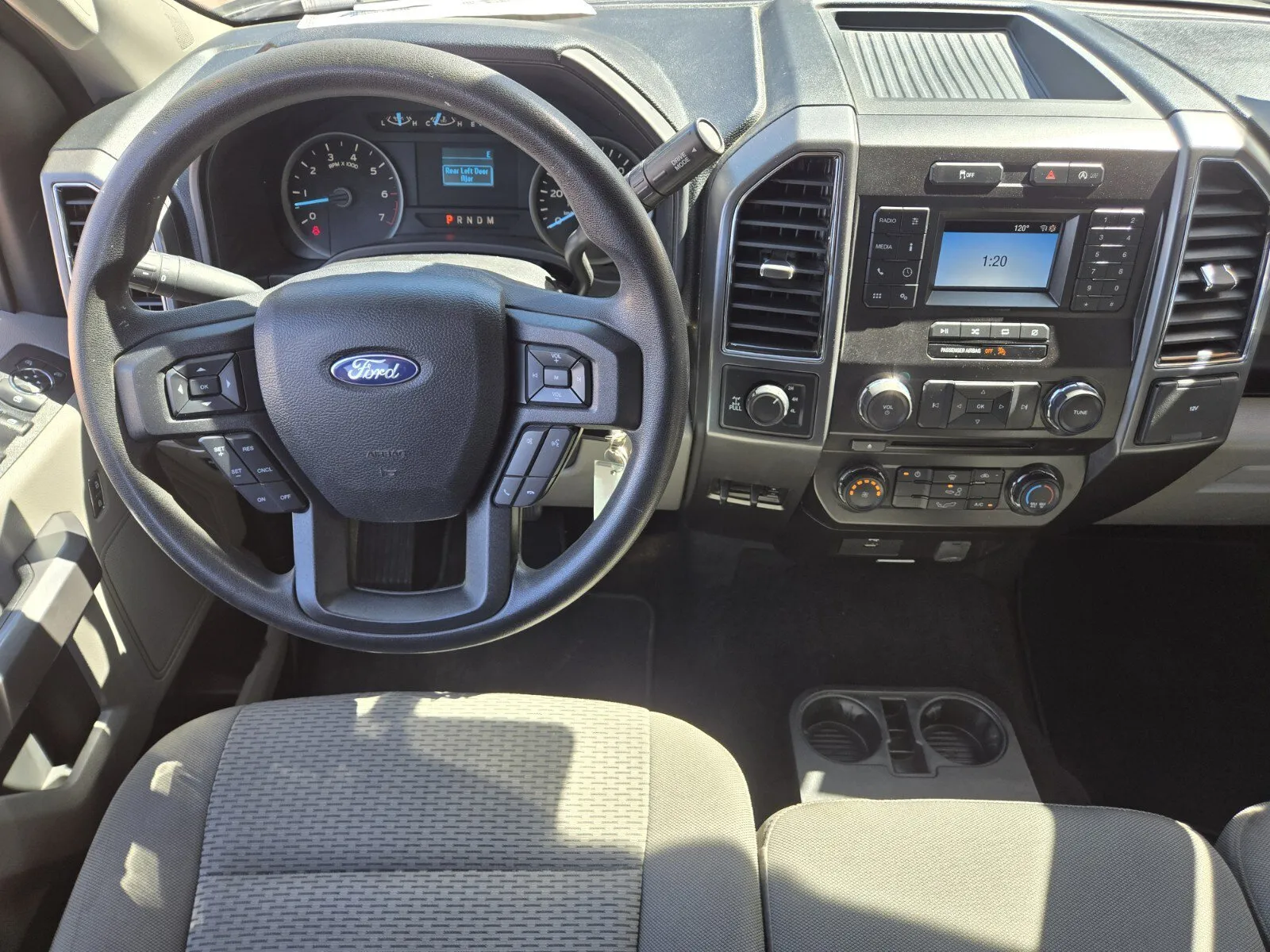Ford F-150 photo 9