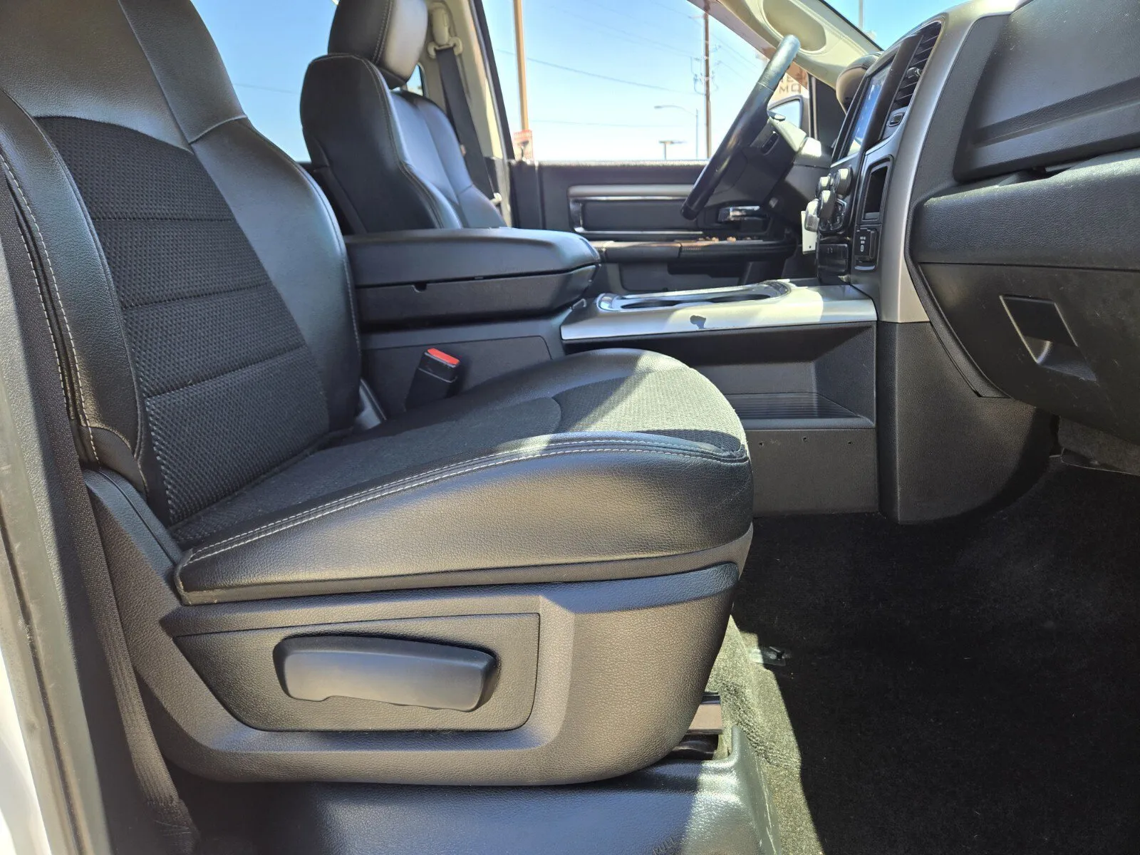 Ram 1500 photo 13