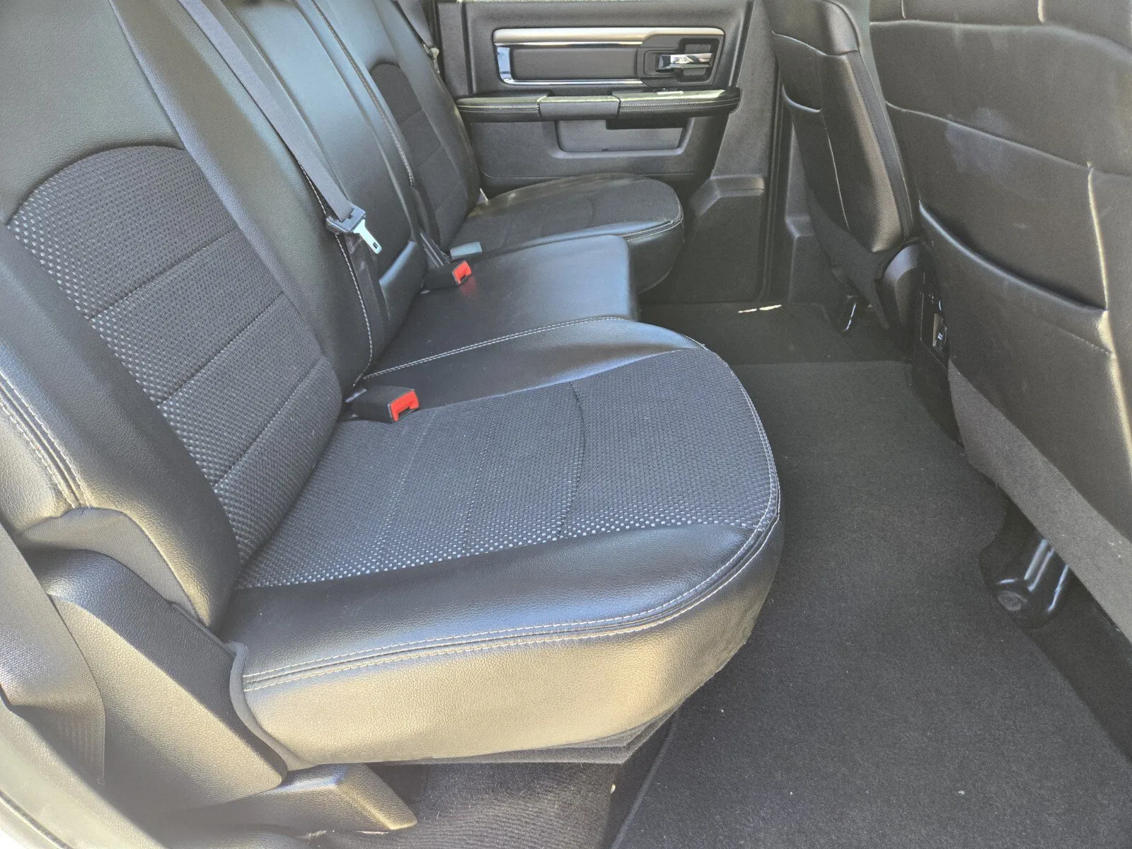 Ram 1500 photo 12