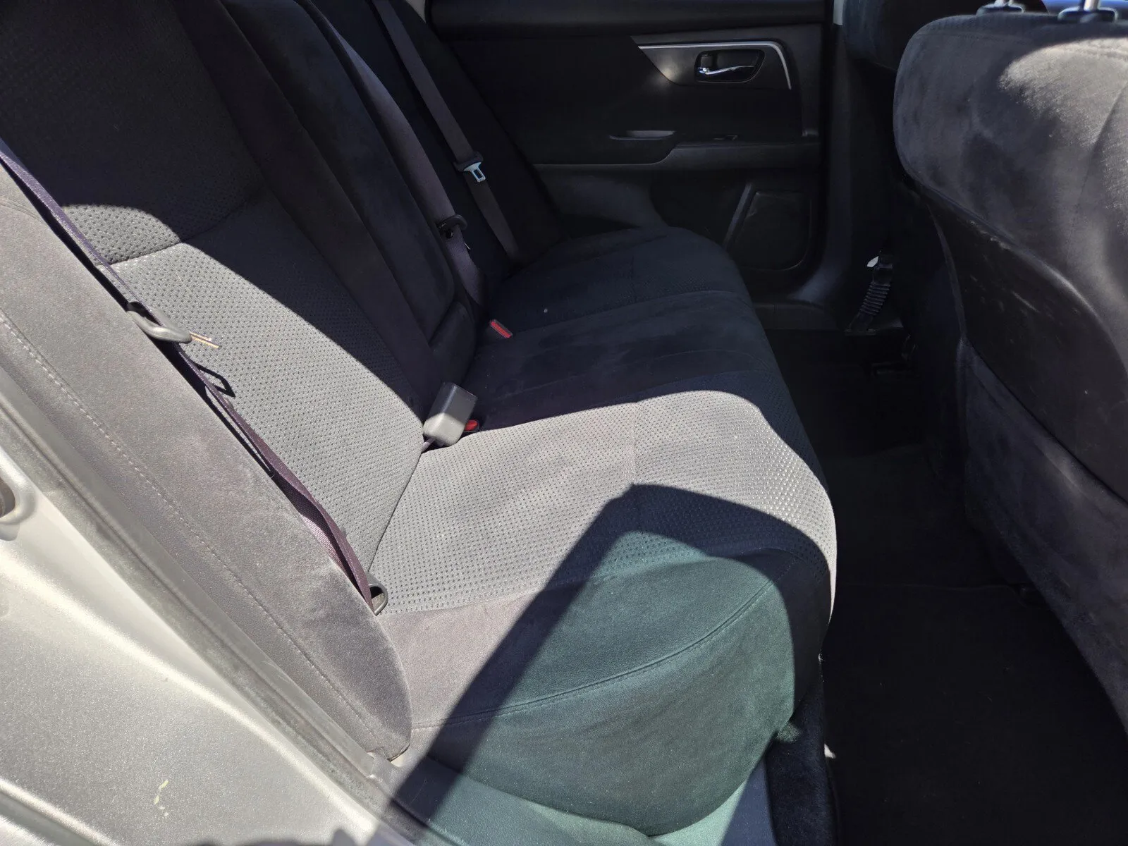 Nissan Altima photo 9
