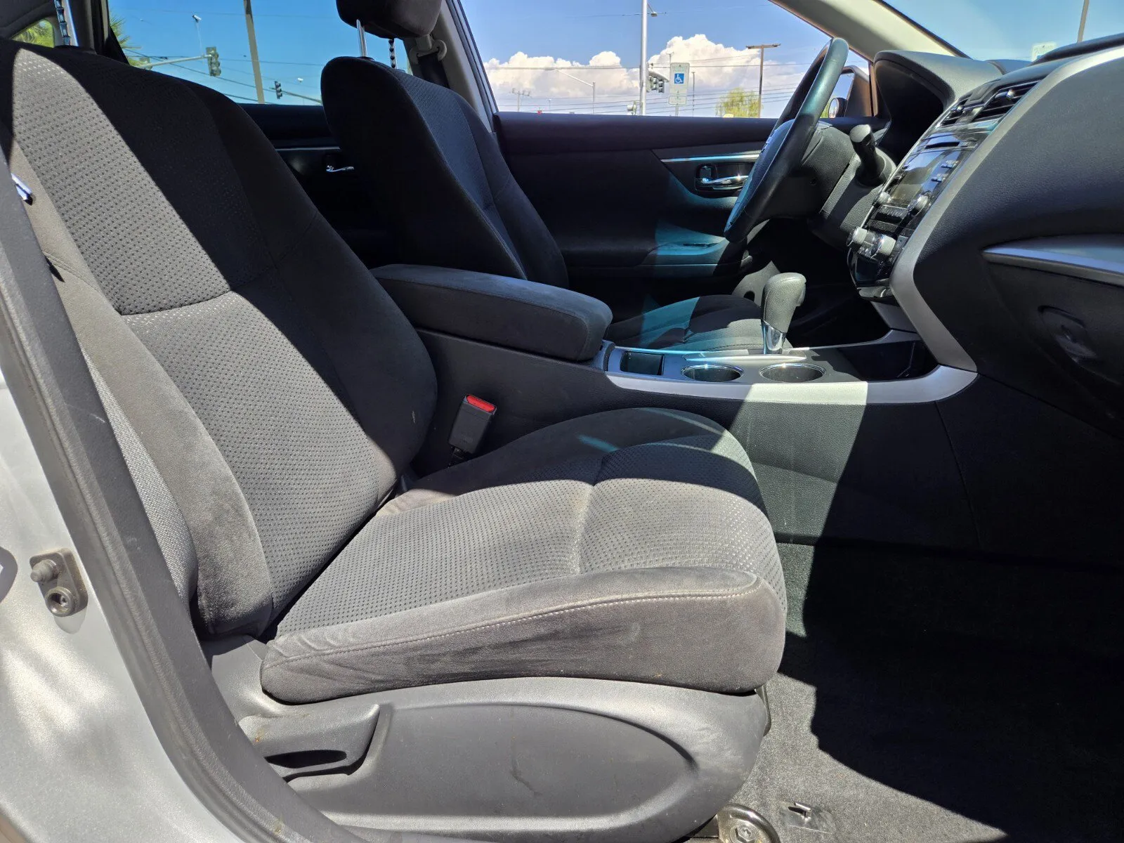 Nissan Altima photo 10