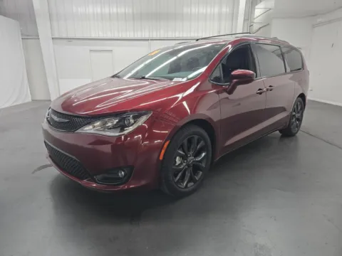 Red 2020 Chrysler Pacifica Touring L Plus for sale in Las Vegas, NV