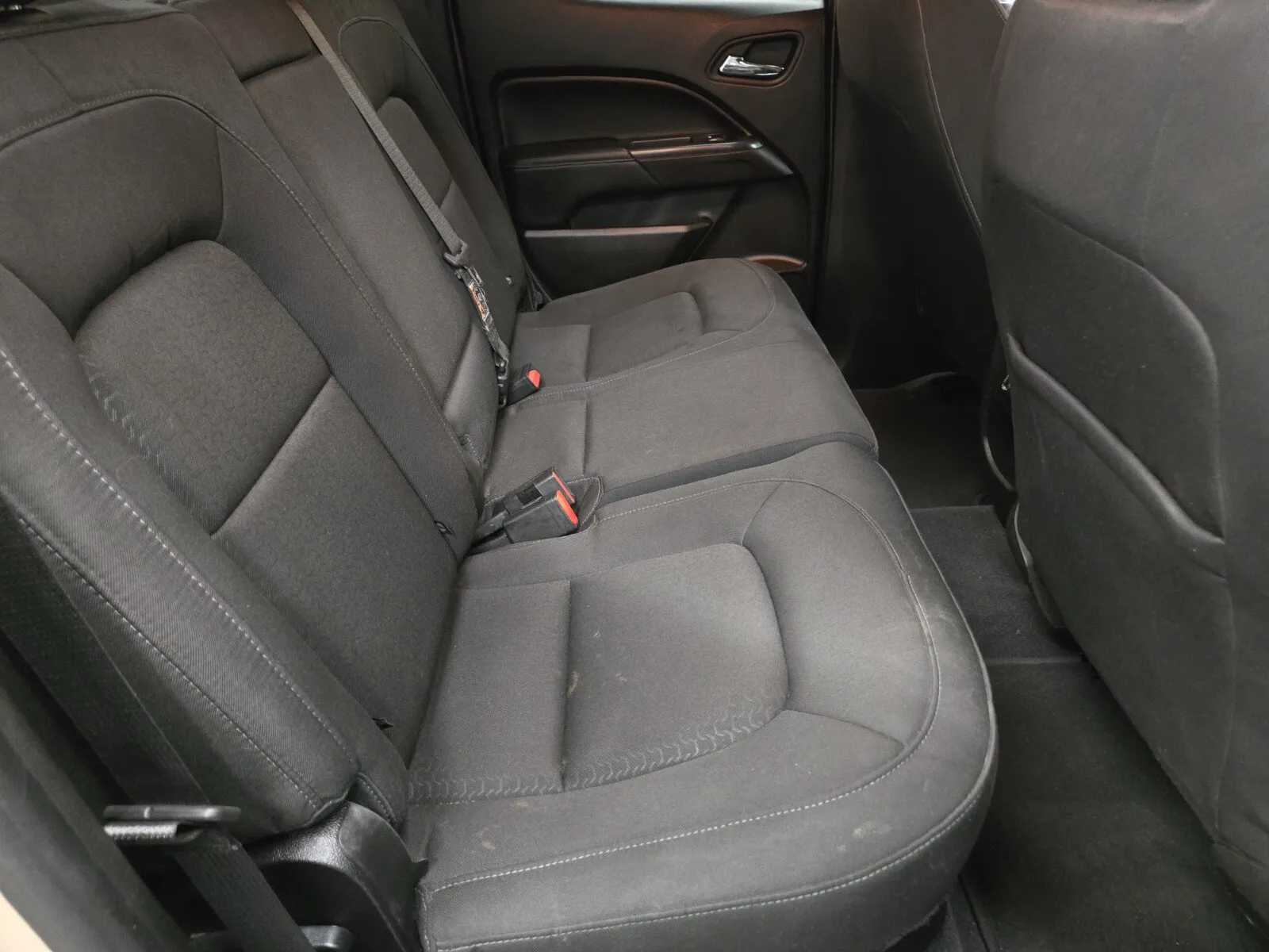 GMC Canyon photo 11