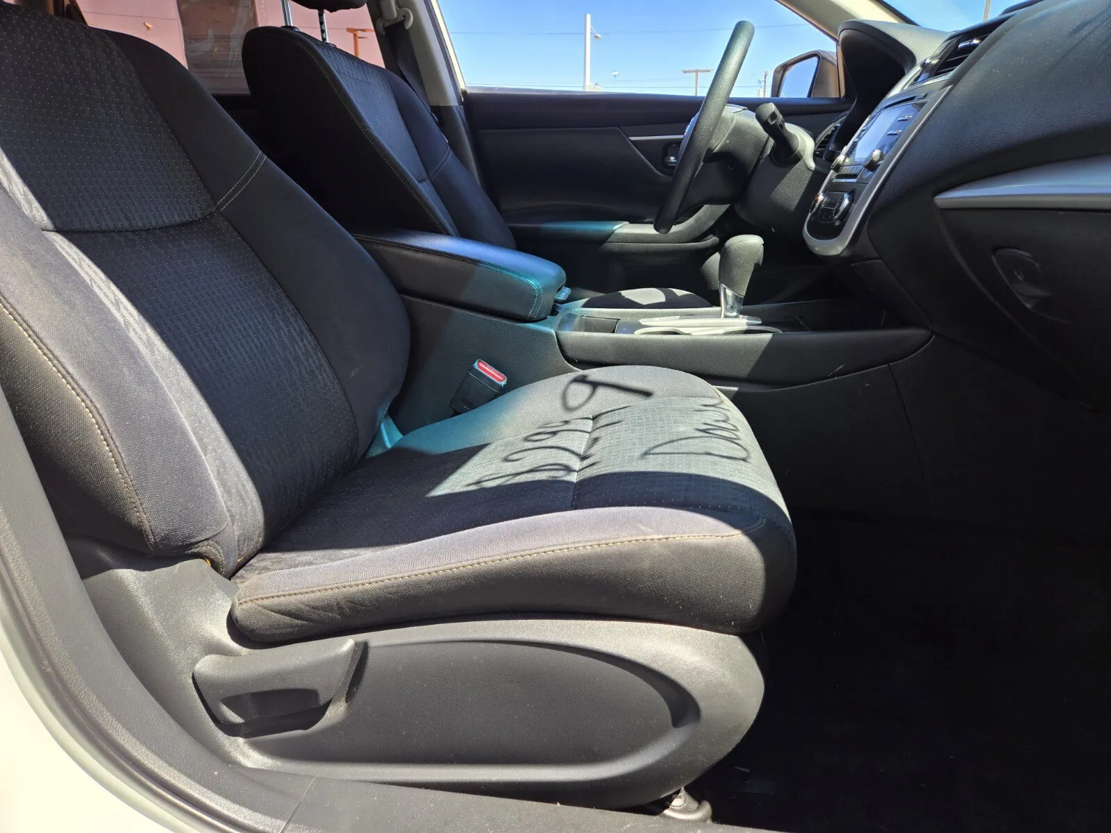 Nissan Altima photo 11