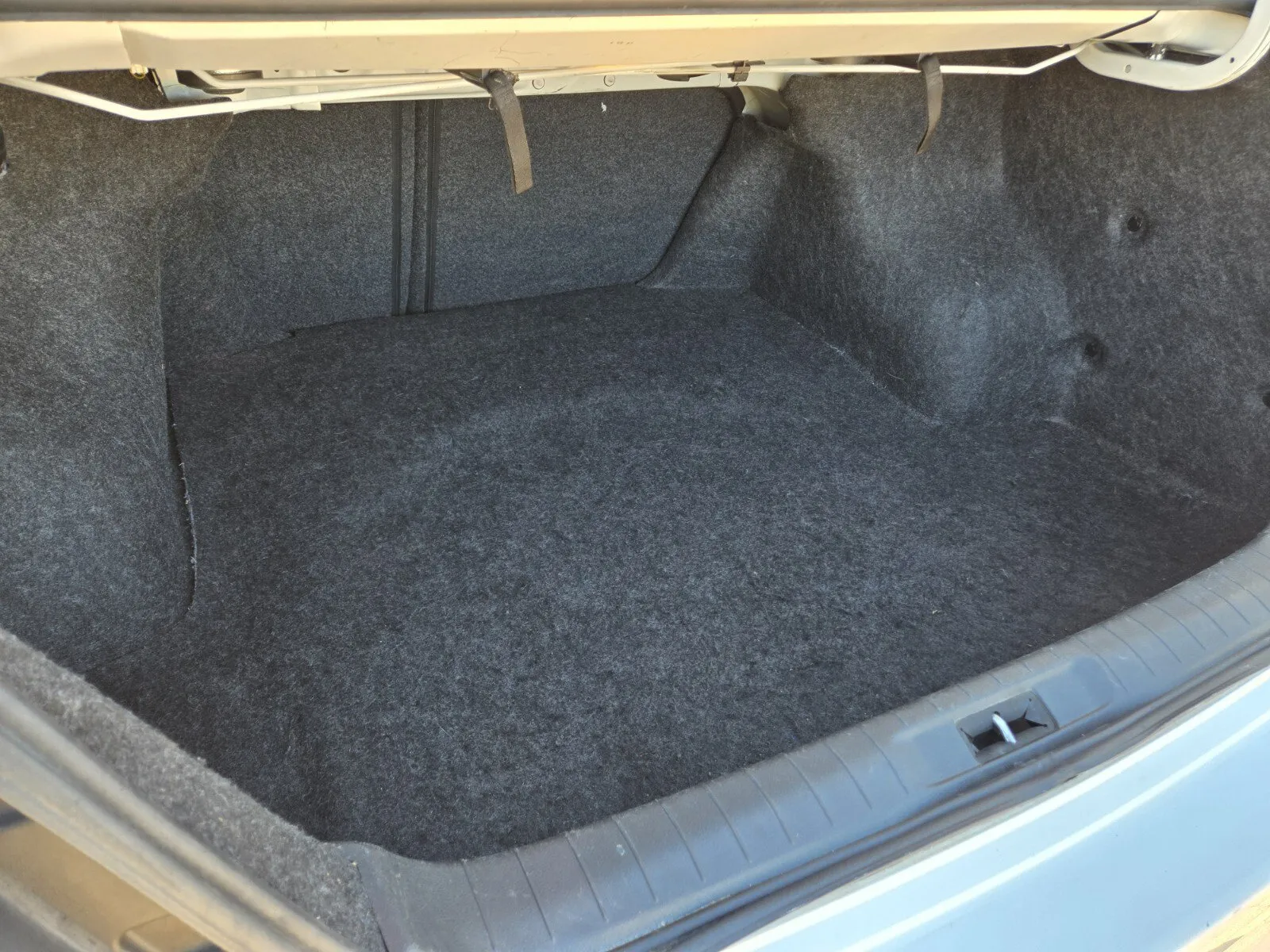 Nissan Altima photo 9