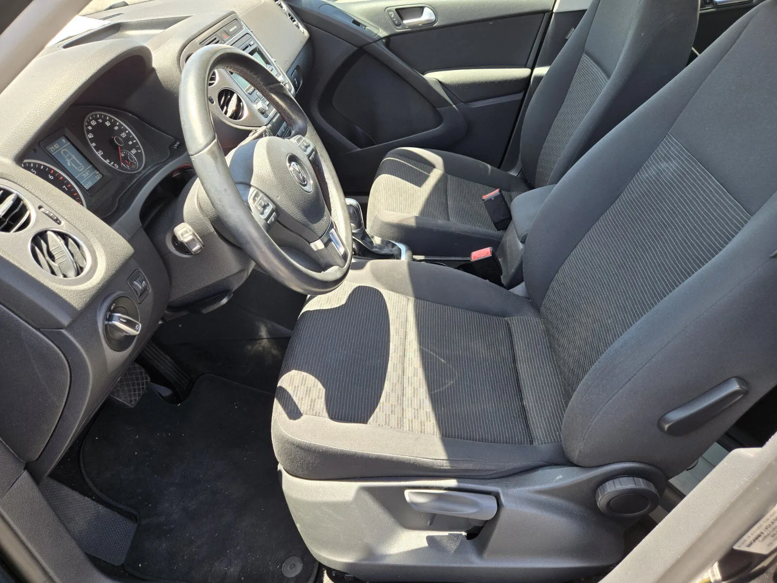 Volkswagen Tiguan photo 7