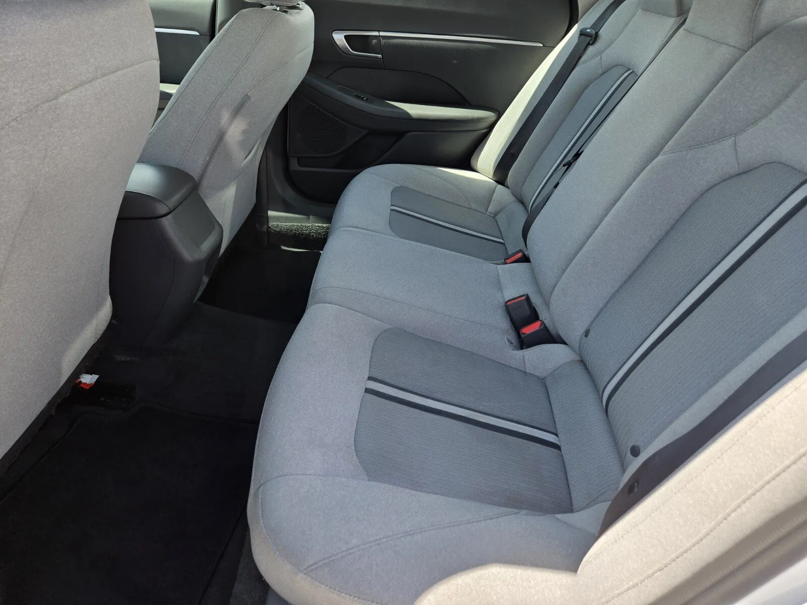 Hyundai Sonata photo 8