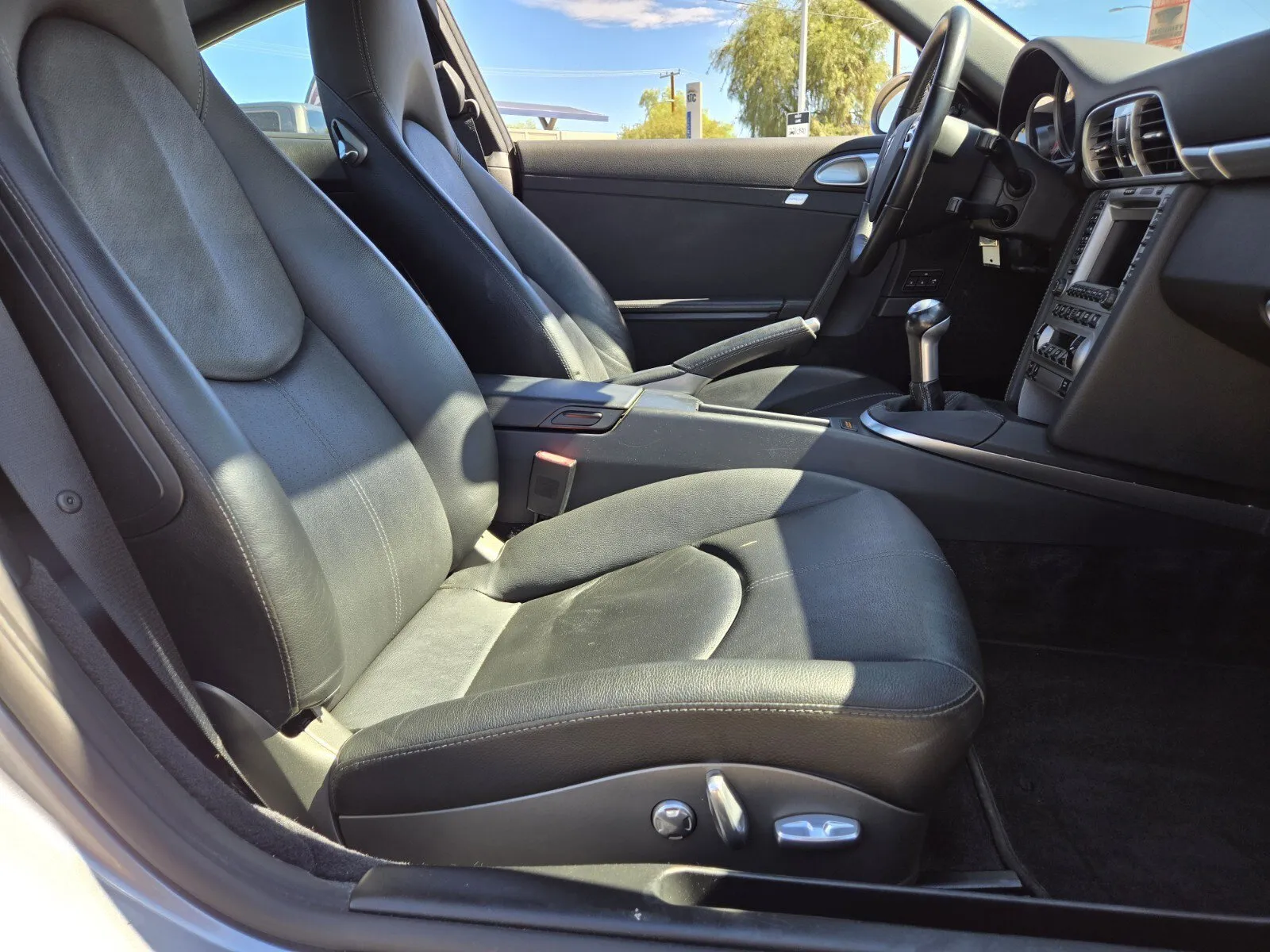 Porsche 911 photo 11