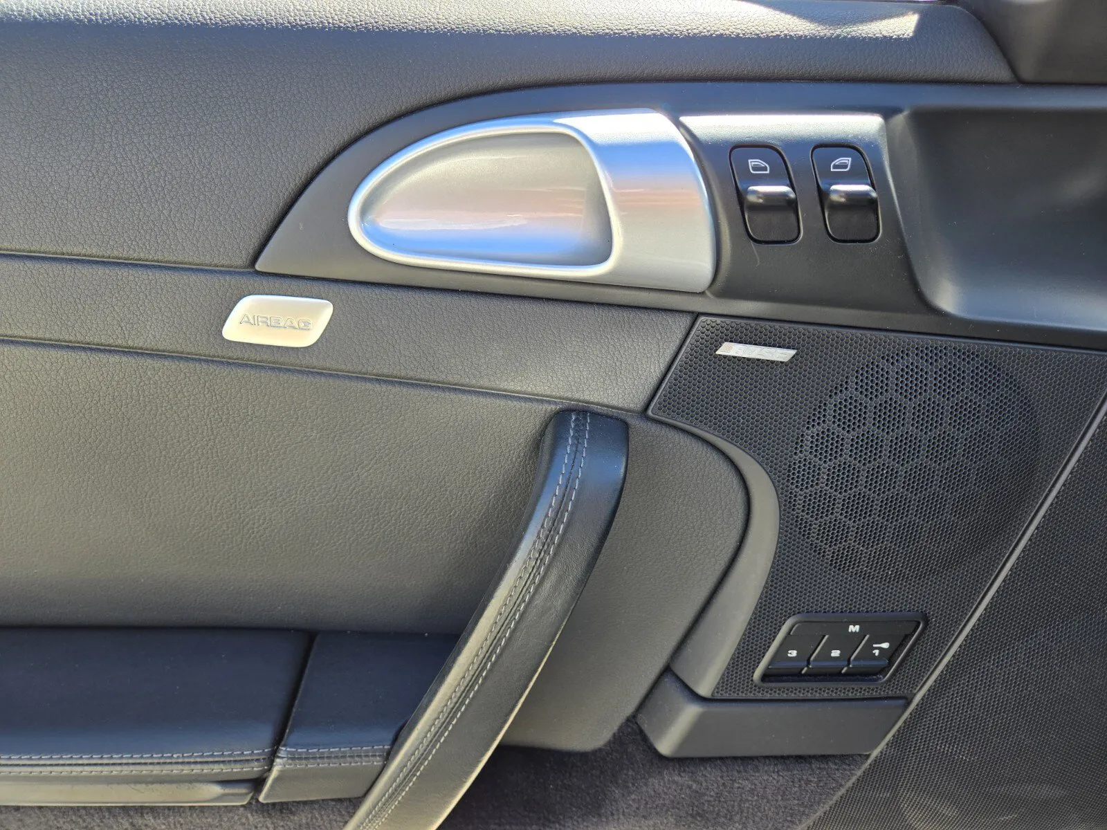 Porsche 911 photo 13