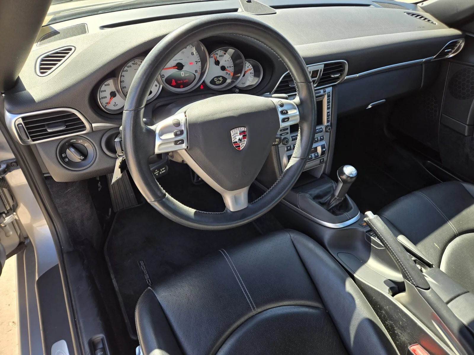 Porsche 911 photo 10