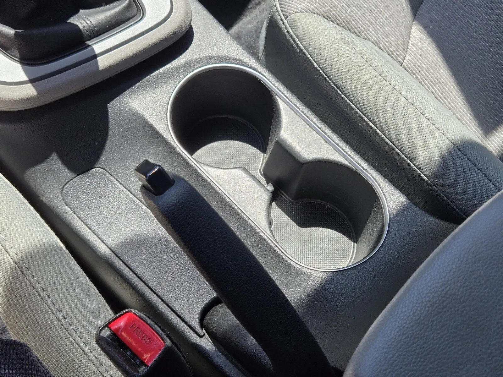 Hyundai Elantra photo 20