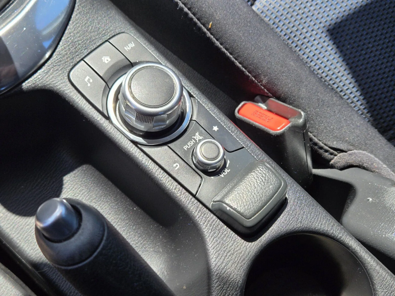 Scion iA photo 21