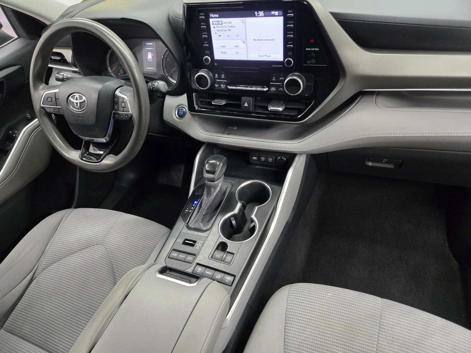 Toyota Highlander photo 14