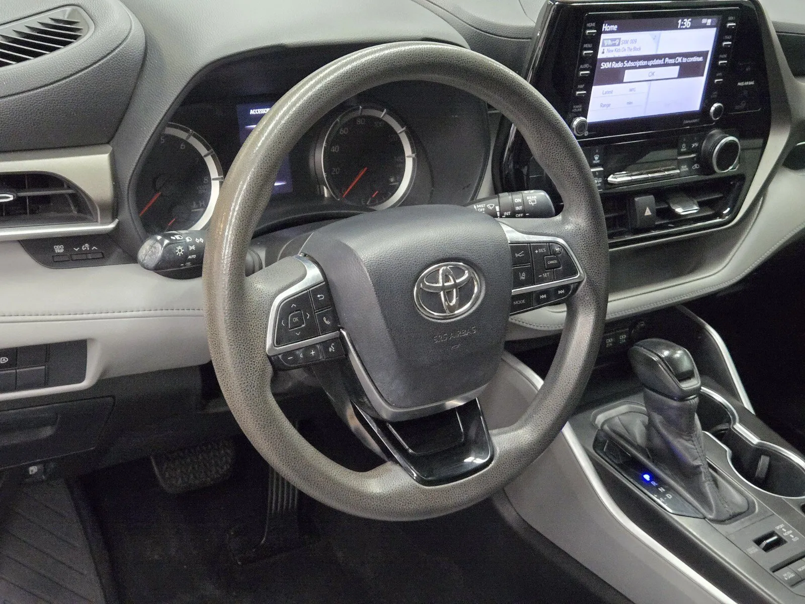 Toyota Highlander photo 16