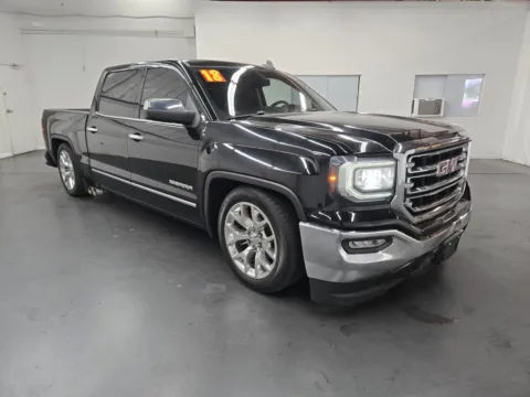 More photos of 2018 GMC Sierra 1500 SLT at Baja Auto Sales East, NV