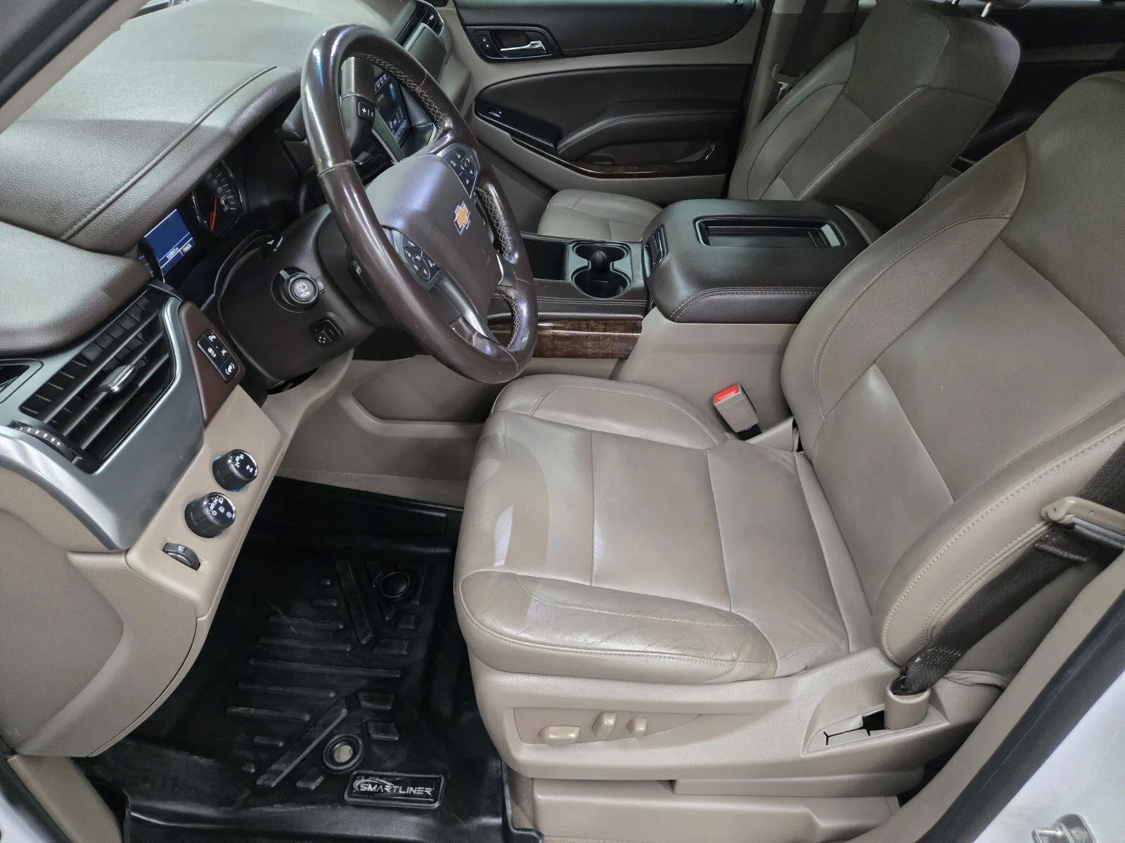 Chevrolet Tahoe photo 7