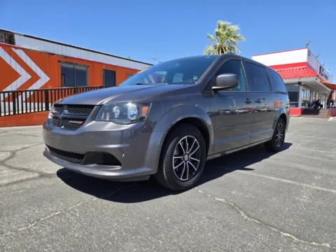 Gray 2017 Dodge Grand Caravan SE Plus for sale in Las Vegas, NV