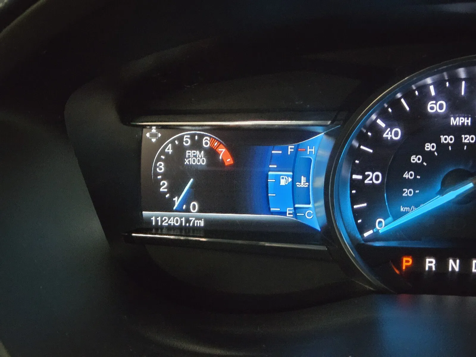 Ford Explorer photo 17