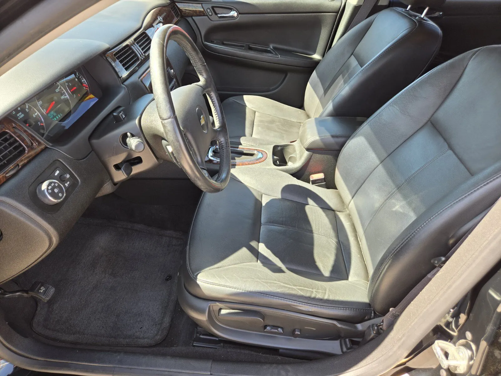 Chevrolet Impala photo 7