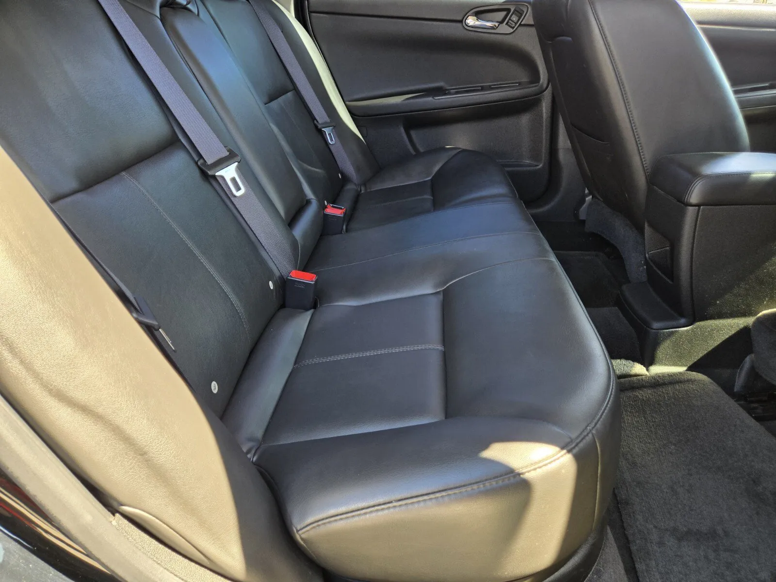 Chevrolet Impala photo 12