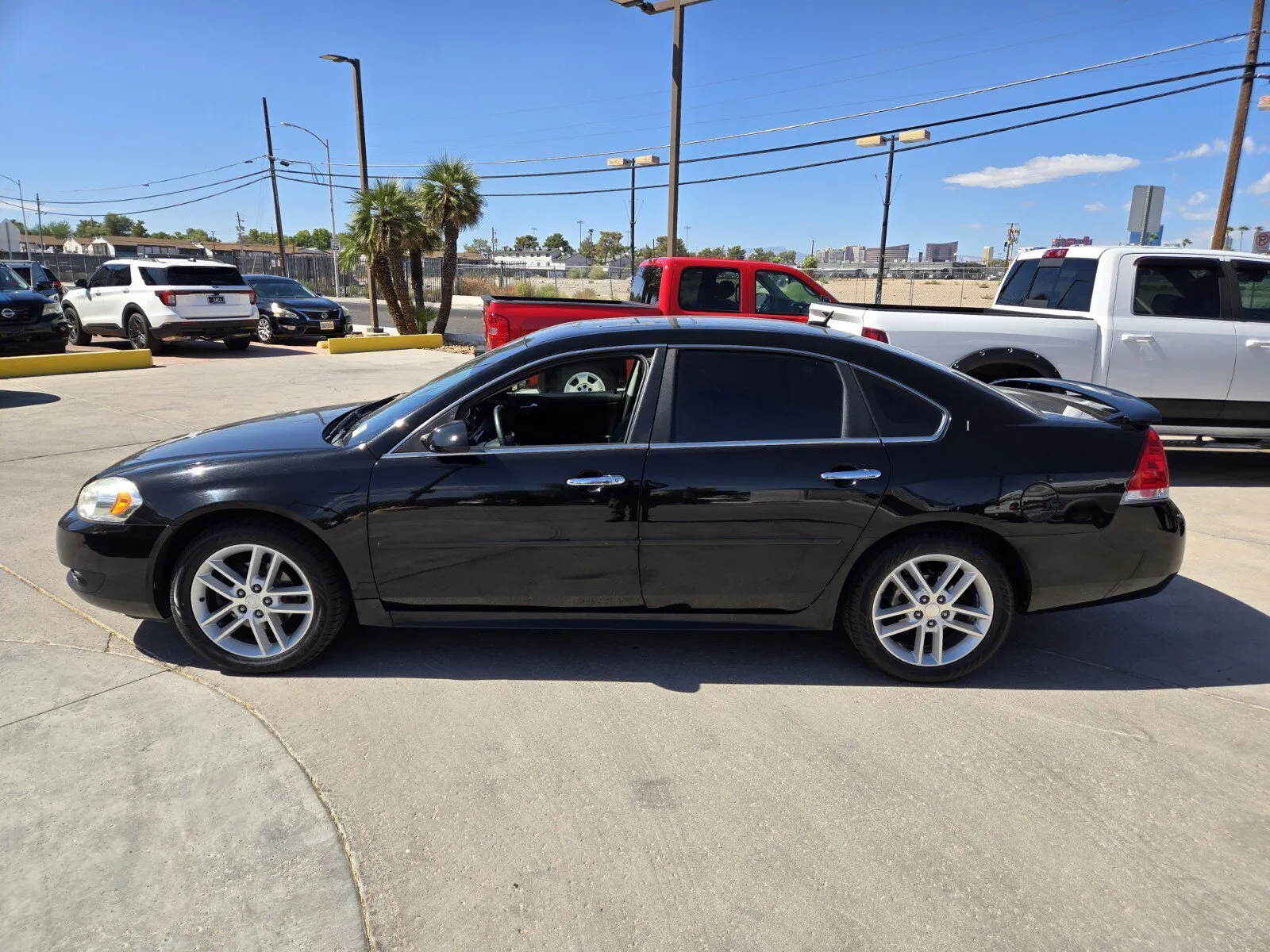 Chevrolet Impala photo 2