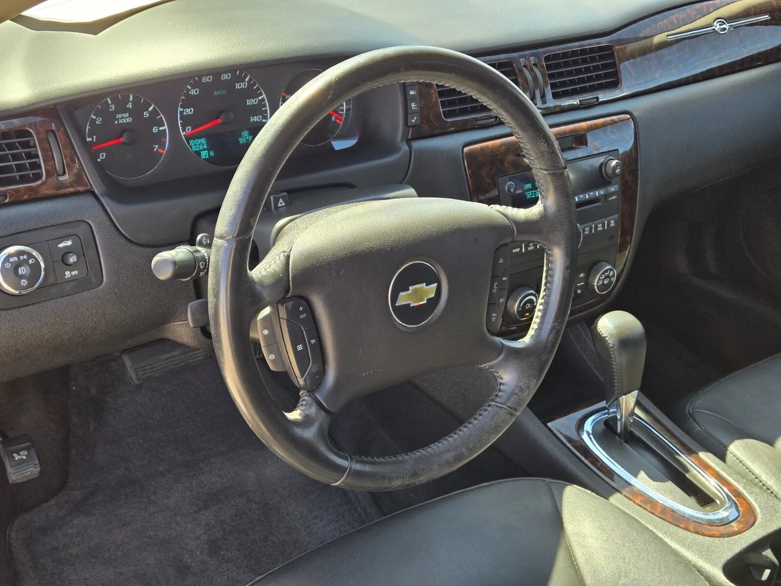 Chevrolet Impala photo 16