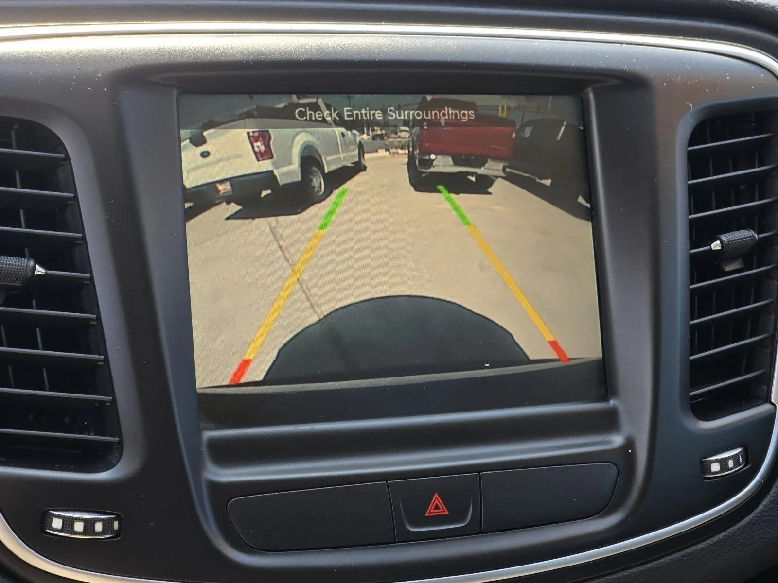 Chrysler 200 photo 17