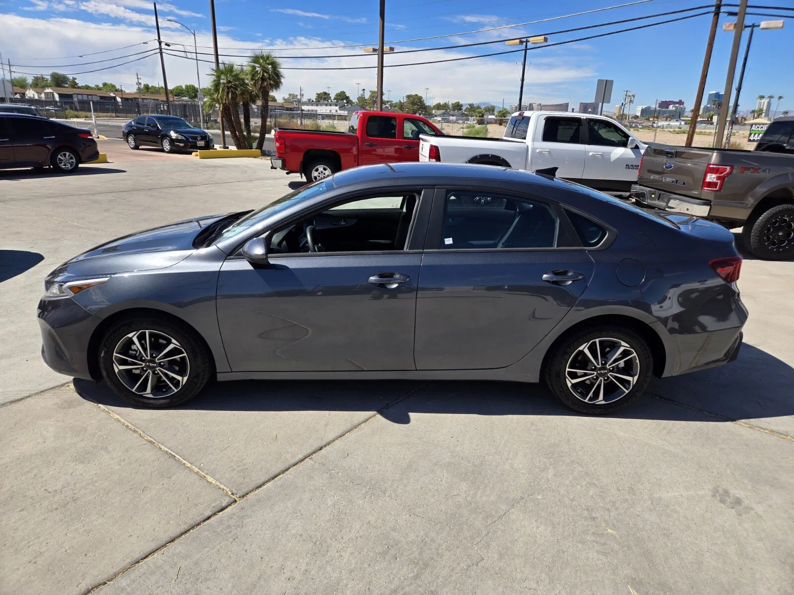 Kia Forte photo 2