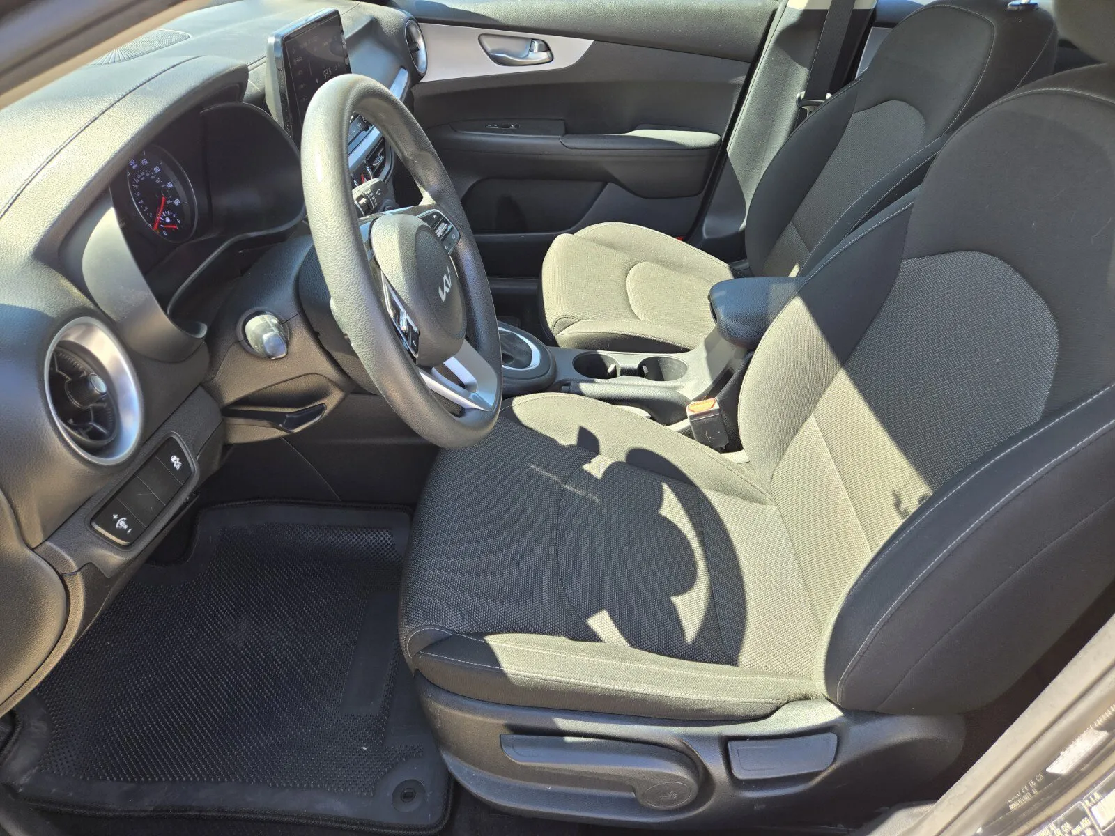 Kia Forte photo 6