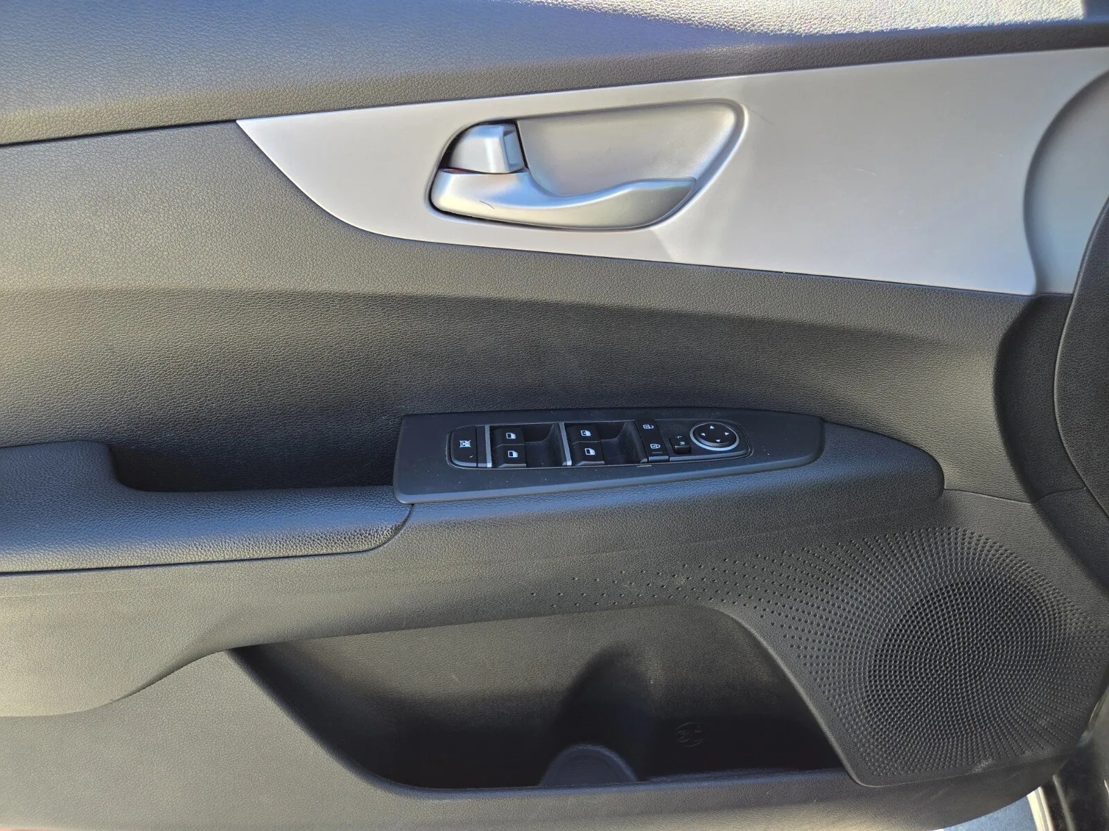 Kia Forte photo 13