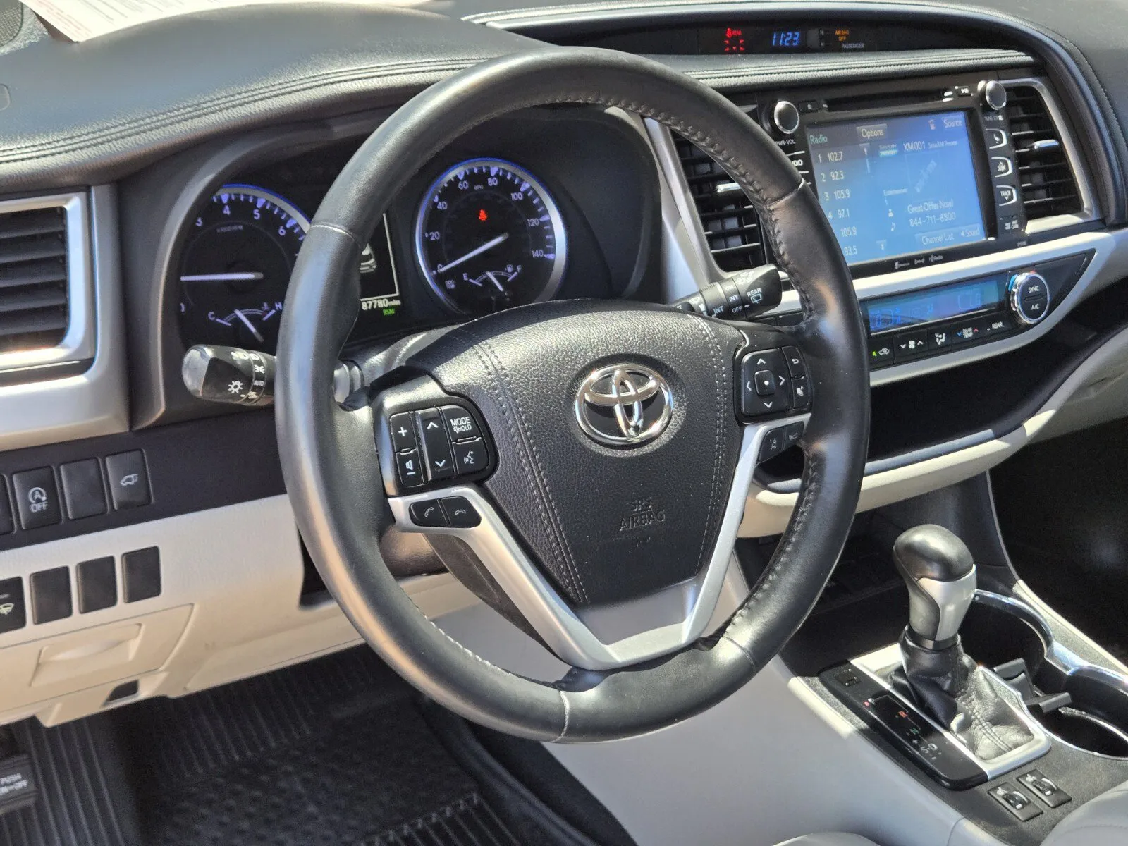 Toyota Highlander photo 16