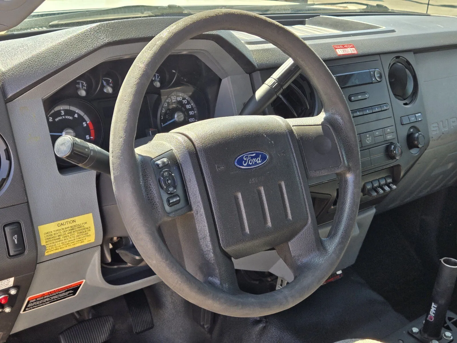 Ford F-550 photo 13