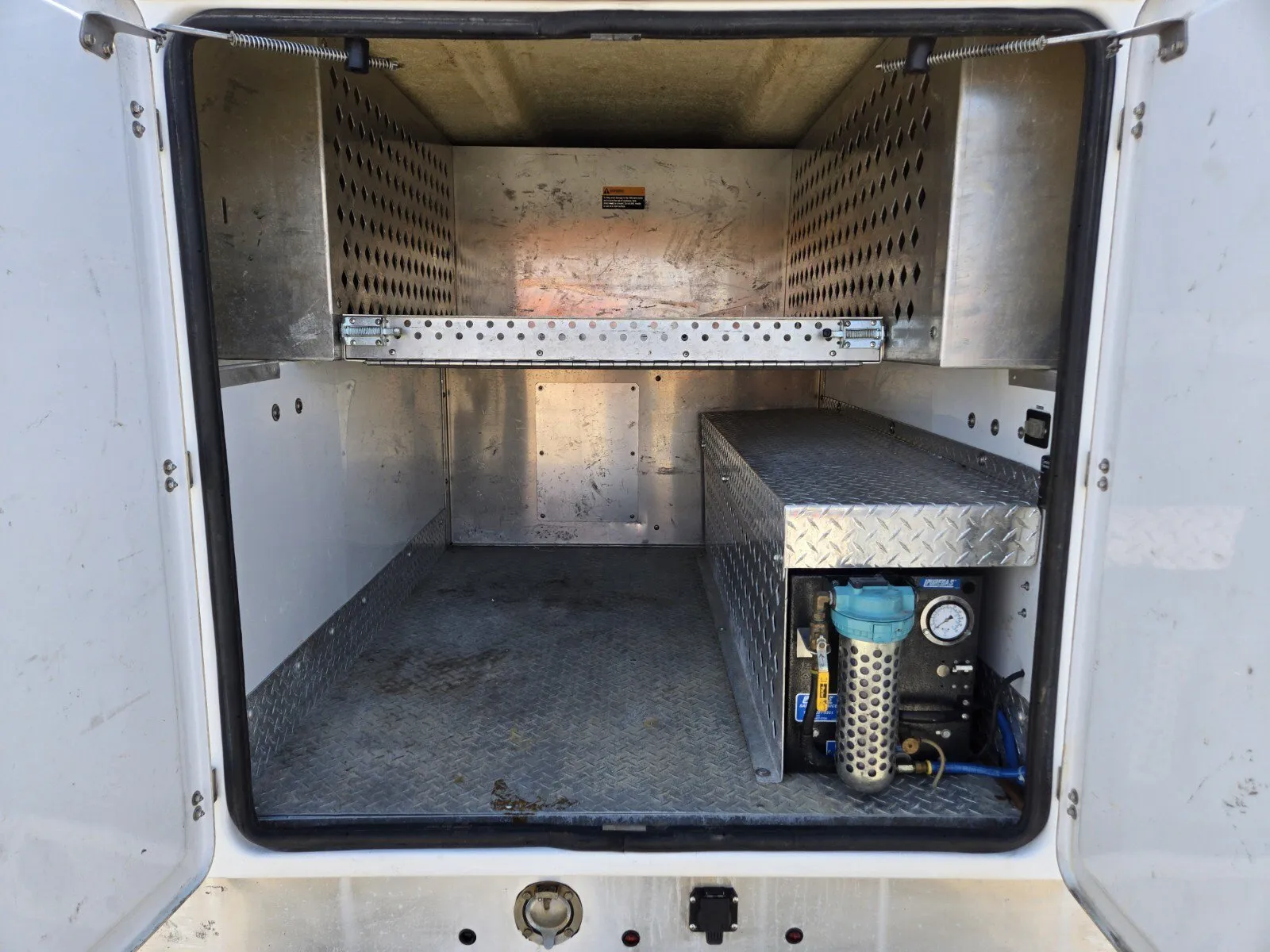 Ford F-350 photo 9