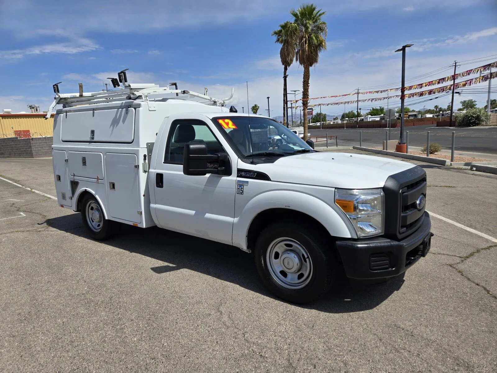 Ford F-350 photo 4