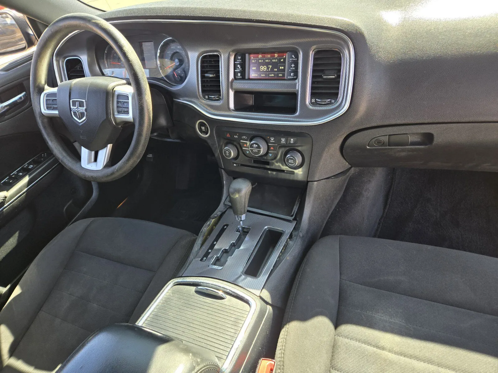 Dodge Charger photo 13