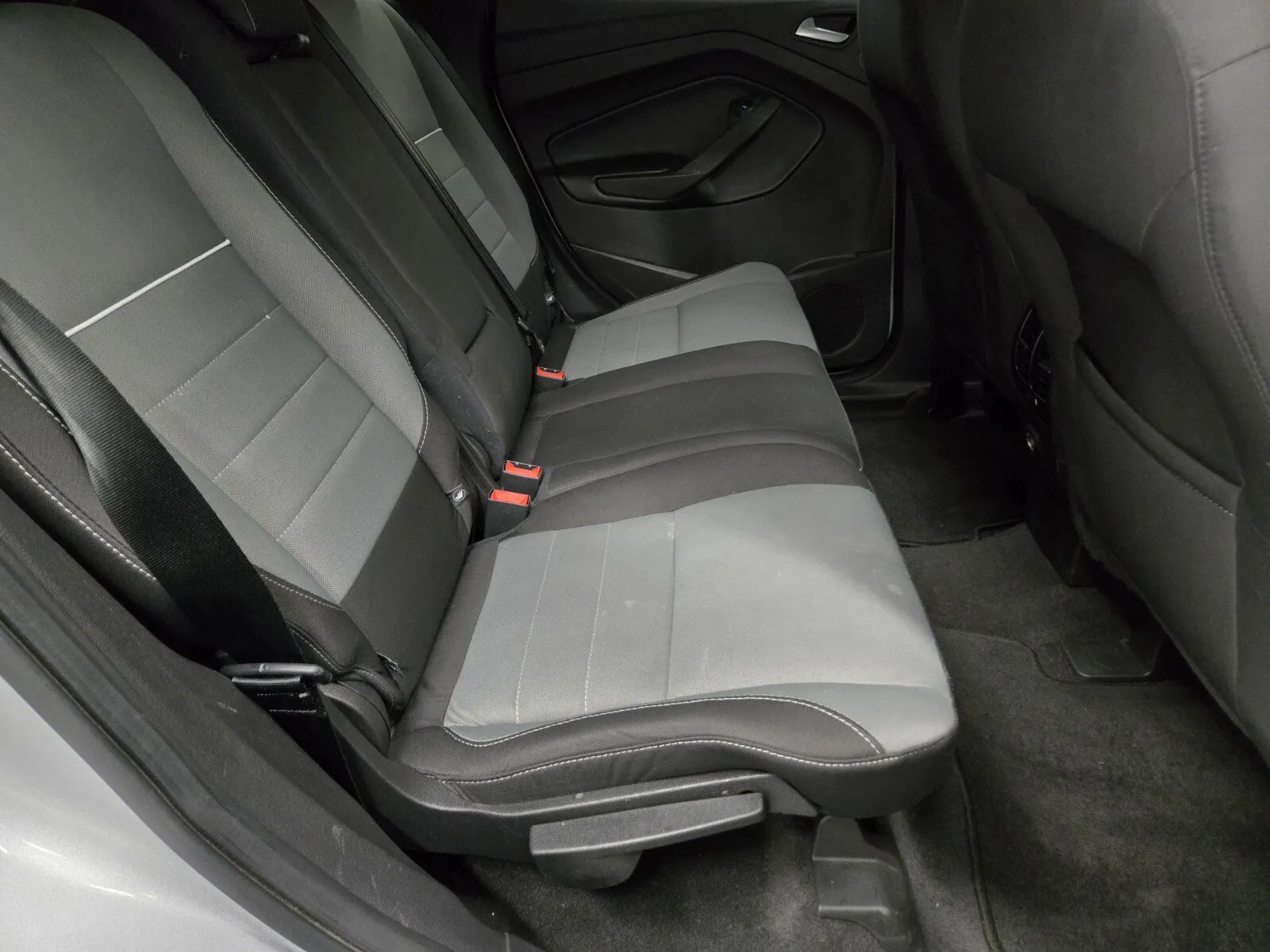 Ford Escape photo 11