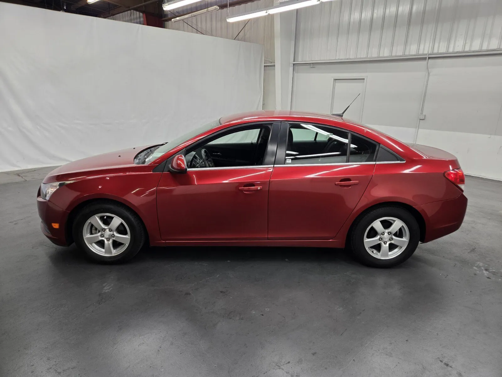 Chevrolet Cruze photo 2
