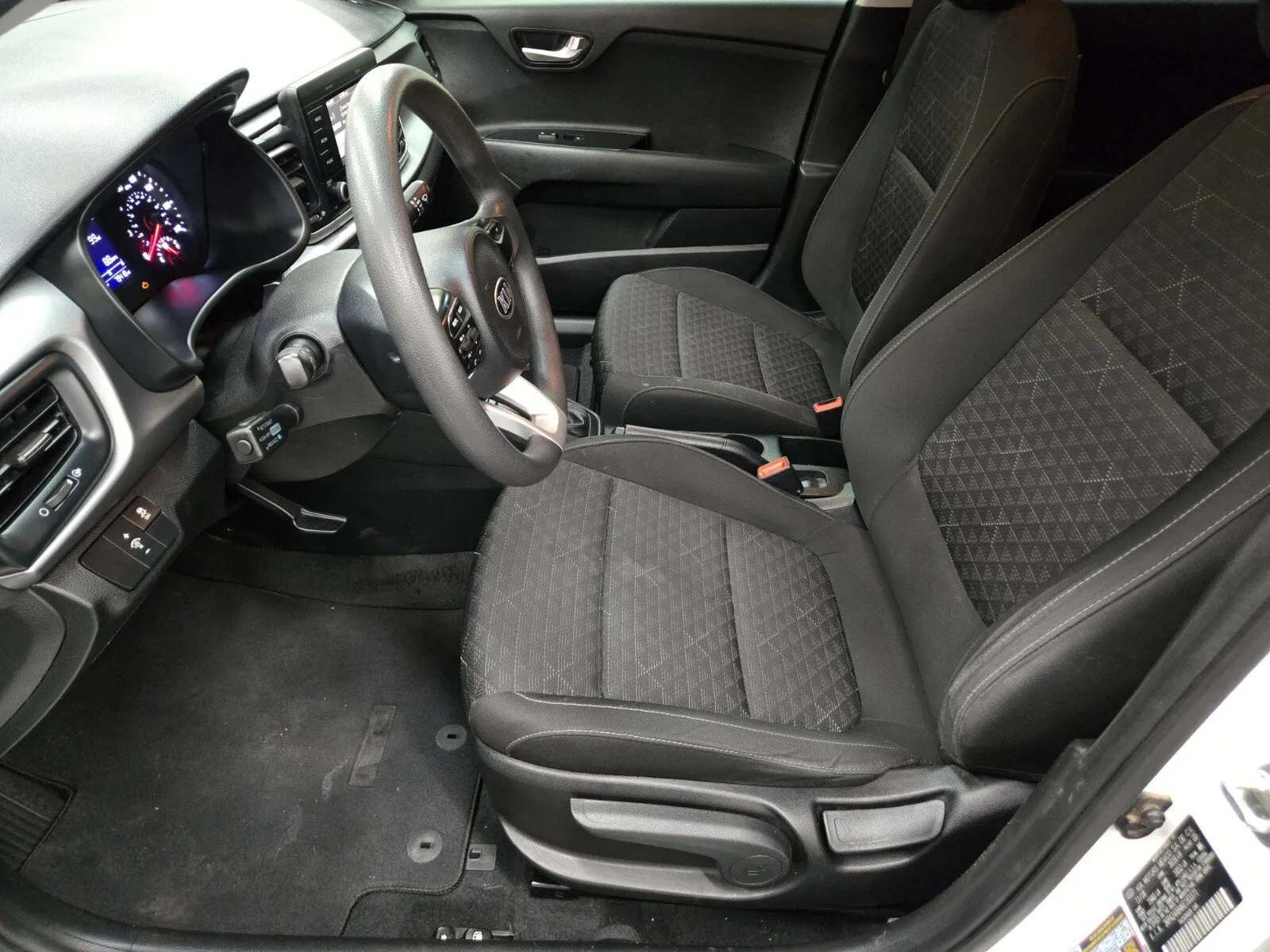Kia Rio photo 7