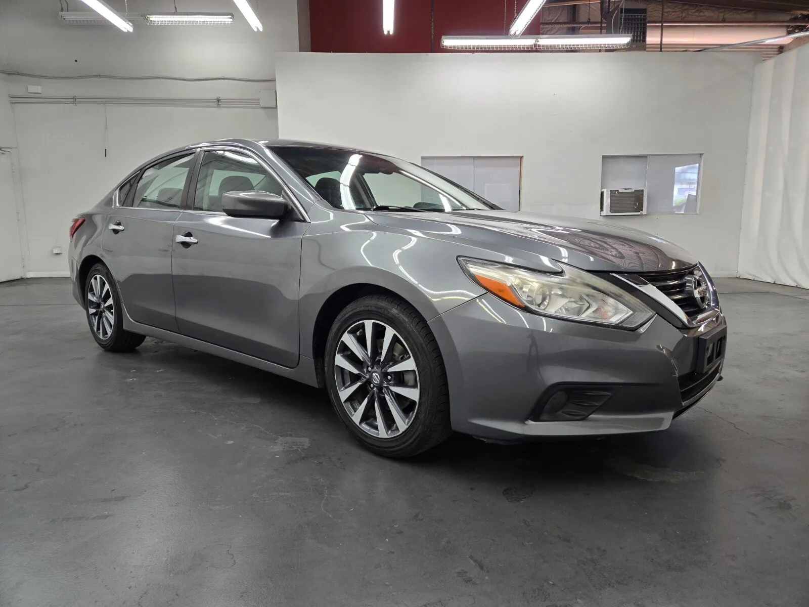 Nissan Altima photo 4