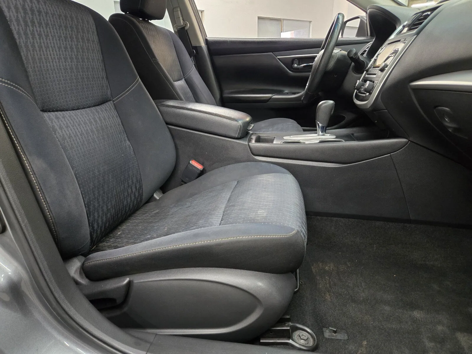 Nissan Altima photo 12