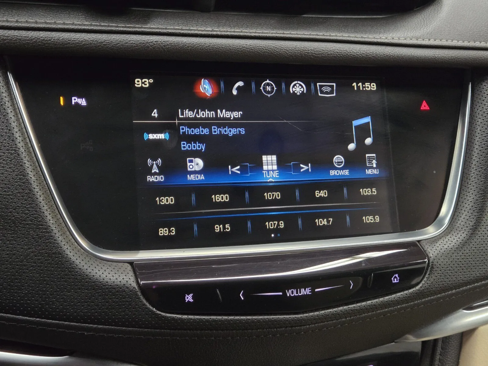Cadillac XT5 photo 17
